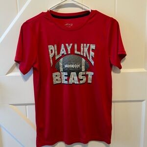 Red boys t shirt size L 14/16